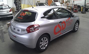 Apollo Communications - Lettrage de véhicule d'entreprise