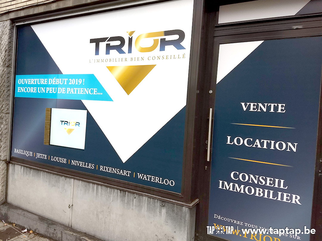Lettrage Vitrine agence immobilière - TAPTAP Lettrage Belgique